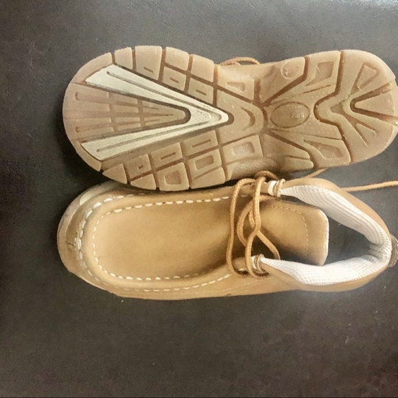 SmartFit Boys' Tan Boys' Toddler Waterproof Boot - Picture 3 of 5